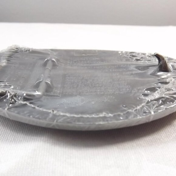 National Finals Rodeo 1995 HESSTON New Old Stock Belt Buckle - Picture 4 of 10